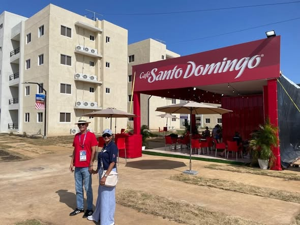 lequotidien509's tweet photo. #CAC2026 | Le Comité Olympique Haïtien a participé à la cérémonie des drapeaux au Village des Jeux de Santo Domingo, marquant l’accueil des 37 nations et l’ouverture officielle du Village, à la veille de la cérémonie d’ouverture des Jeux. #COH #TeamHaiti #SantoDomingo2026 #Haïti #Olympisme