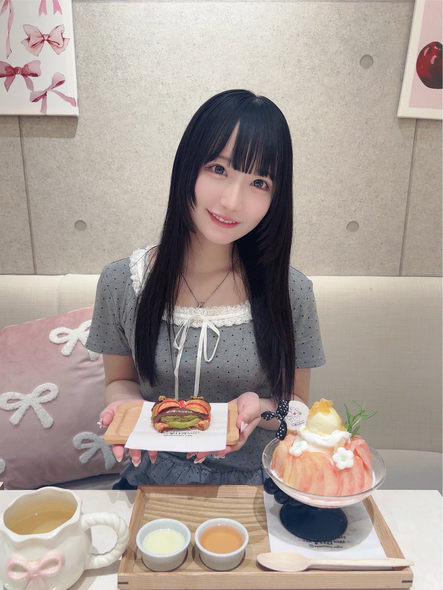 yuri_komori222's tweet photo. 桃のかき氷をたべました🍧🎀 https://t.co/7LJKVCp8am