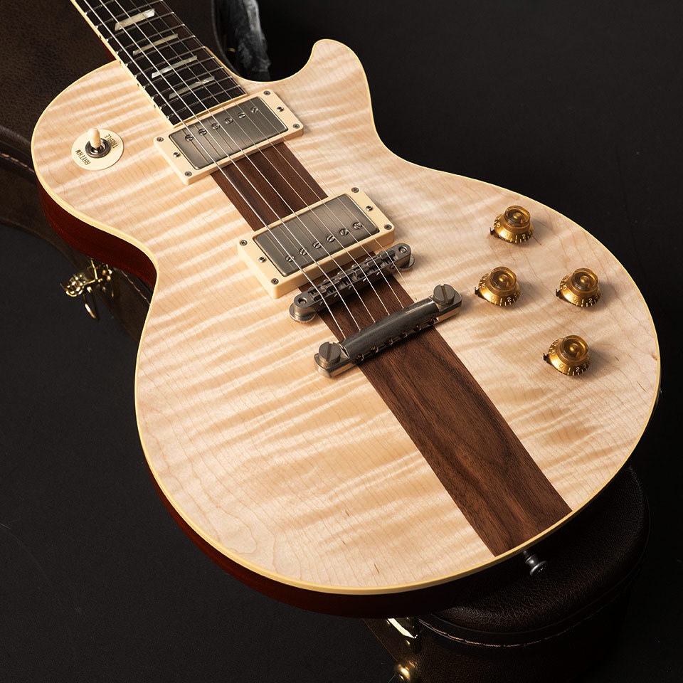 Miyaji_Guitars's tweet photo. Bizen Works/Burned SPT Natural
当店オリジナルオーダー、ウォルナットをフレイムメイプルで挟んだSPTシリーズ。
他と違ったLPをお探しでしたらこちらはいかがでしょう。
商品ページはこちら⬇️⬇️
https://t.co/GIaifRznIi
#bizenworks
#ビゼンワークス
#walnut
#lespaulmodel
#レスポールモデル https://t.co/IsiZKfGXJc