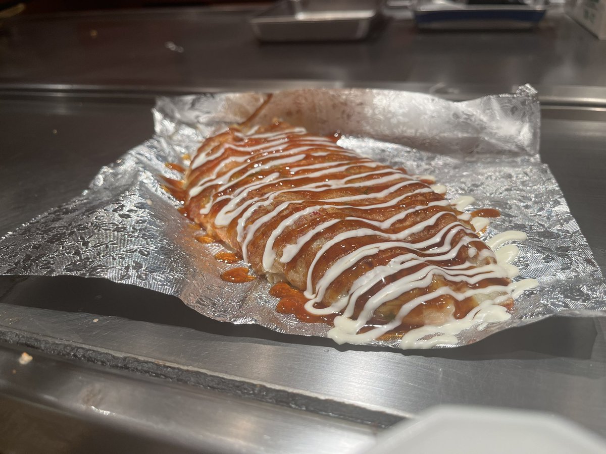 kunyan_cyham's tweet photo. ナノクロが東京に来たので鉄板焼きです https://t.co/o0JO0XDxO4