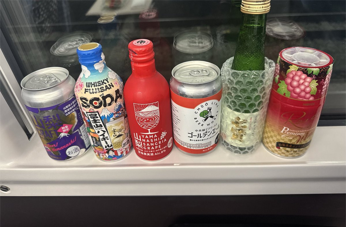 changmaruk's tweet photo. 心地よい＋αの充実感と疲れ　おいおまえぜんぶ飲むんじゃないぞ https://t.co/OCcnFG6eho