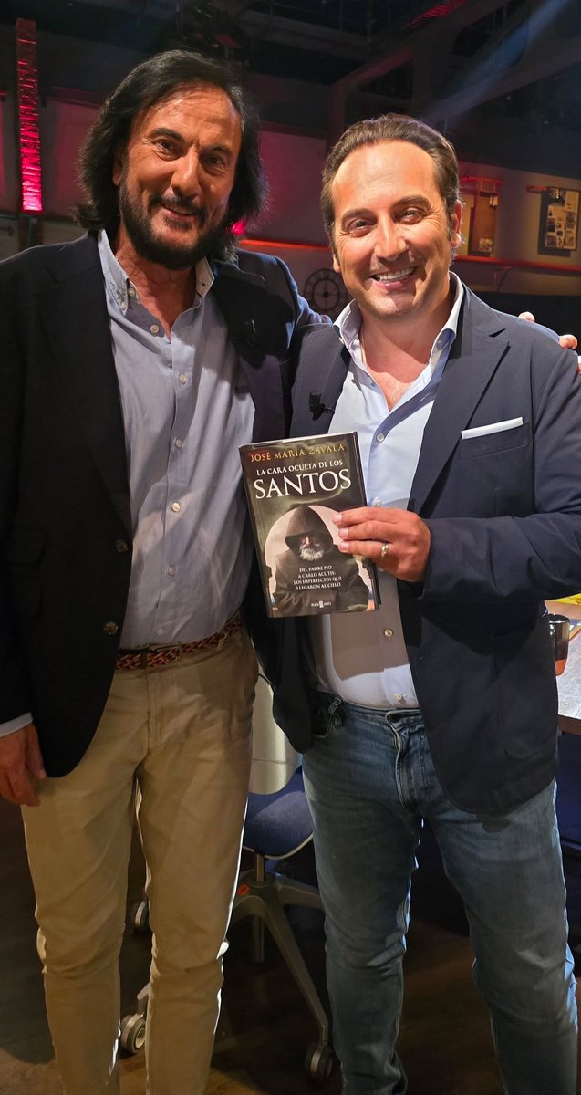 JMZavalaOficial's tweet photo. Este domingo no os perdáis el programa que Iker y yo os hemos preparado en #CuartoMilenio sobre mis dos libros #ElProfeta y #LaCaraOcultadelosSantos. https://t.co/Geh4ANZUpY