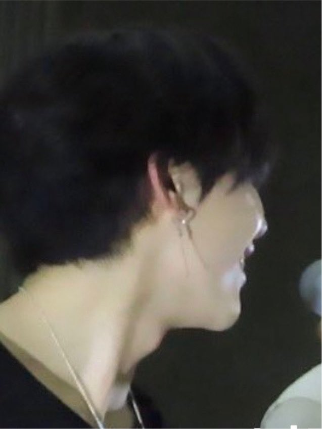 nichojooholic's tweet photo. oh hes blushing https://t.co/qe4LQIaRxn