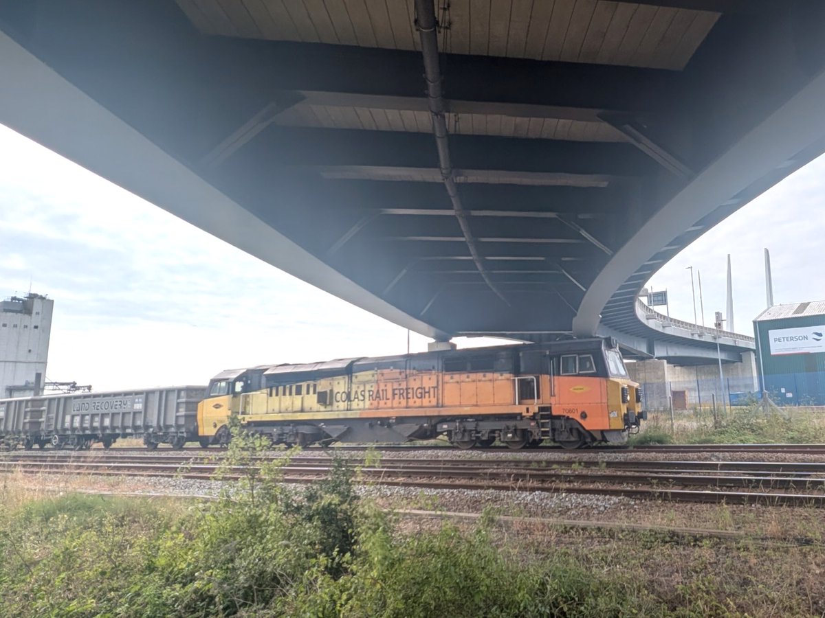 unitedbyrail's tweet photo. @ColasRailUK 70801 playing hide and seek under Lowestoft gull wing bridge &amp; running through oulton broad north on 6M35. @LowestoftCentr1 @WherryLines https://t.co/cZRTxC3EEj