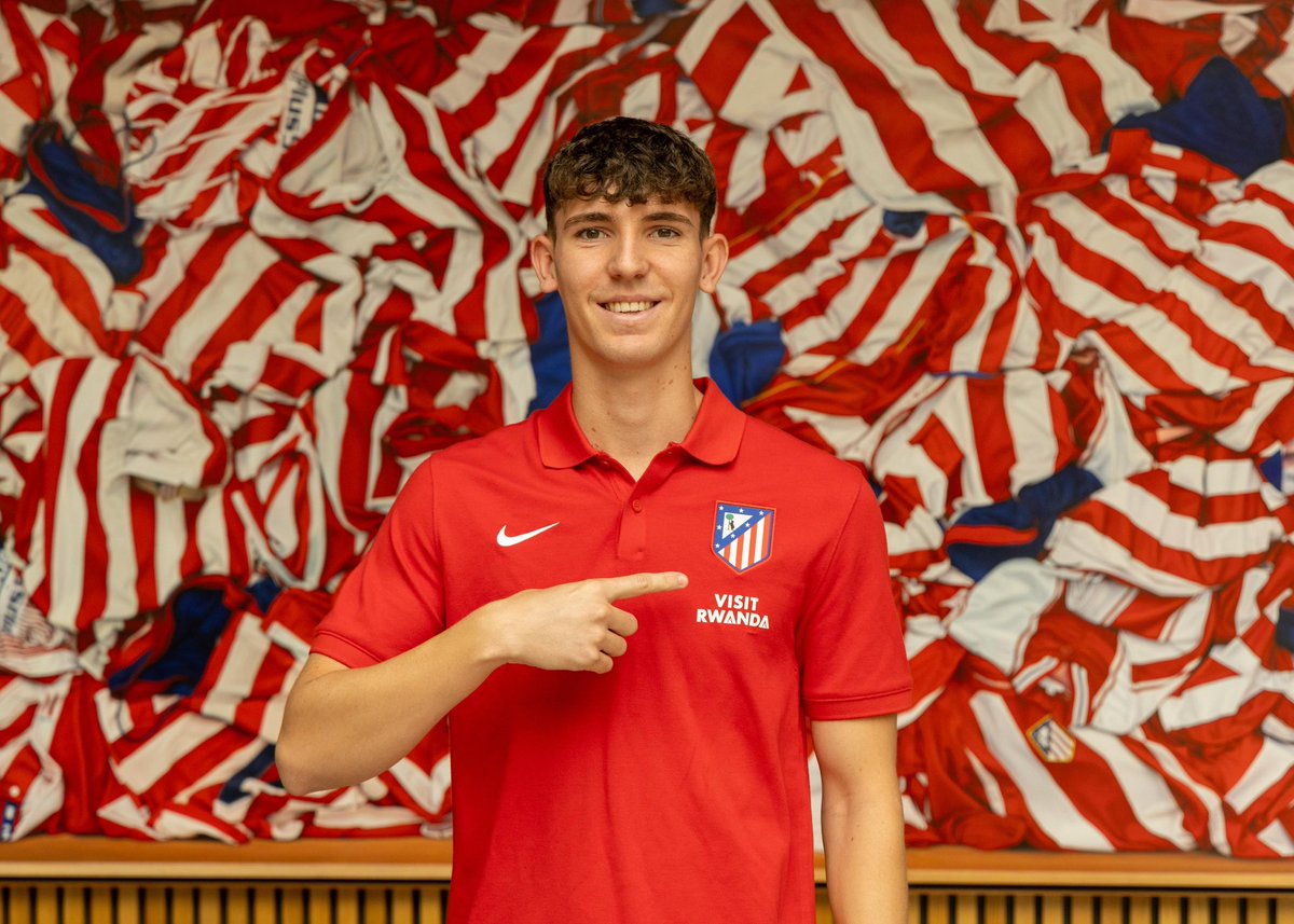 justo_cordero's tweet photo. Muchas gracias @Atleti y @AtletiAcademia por la confianza y el recibimiento recibido 🔴⚪️🔱. 
Y a todos los que me acompañan en este camino tan bonito, lo mejor está por llegar!!! https://t.co/wvm5KUQKY2