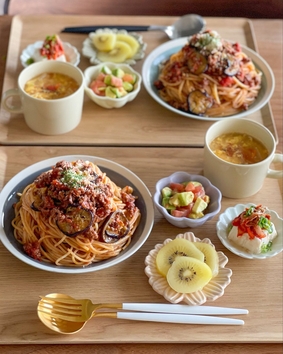 israbonita_'s tweet photo. なすのボロネーゼが無性に食べたい https://t.co/6K8aEgynTr