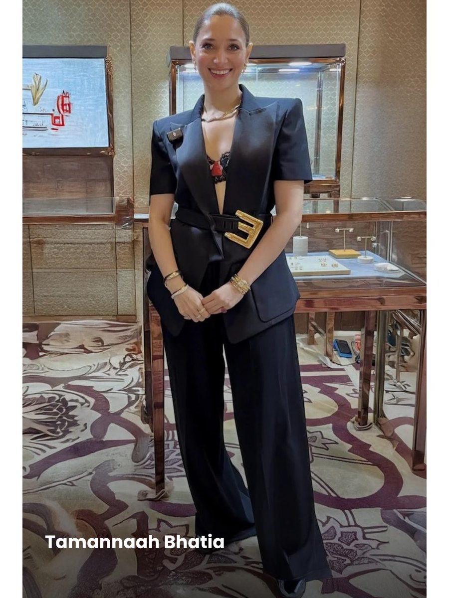 HELLOmagIndia's tweet photo. This week on #HELLOIndia's celebrity radar: we've got our eyes on #Yash looking hella cool at the airport, #MalaikaArora's chic off-duty beat & more. Read more: https://t.co/PahU7GvUNz #HELLOMagazine #Celebrity https://t.co/EAPZ07eWyC