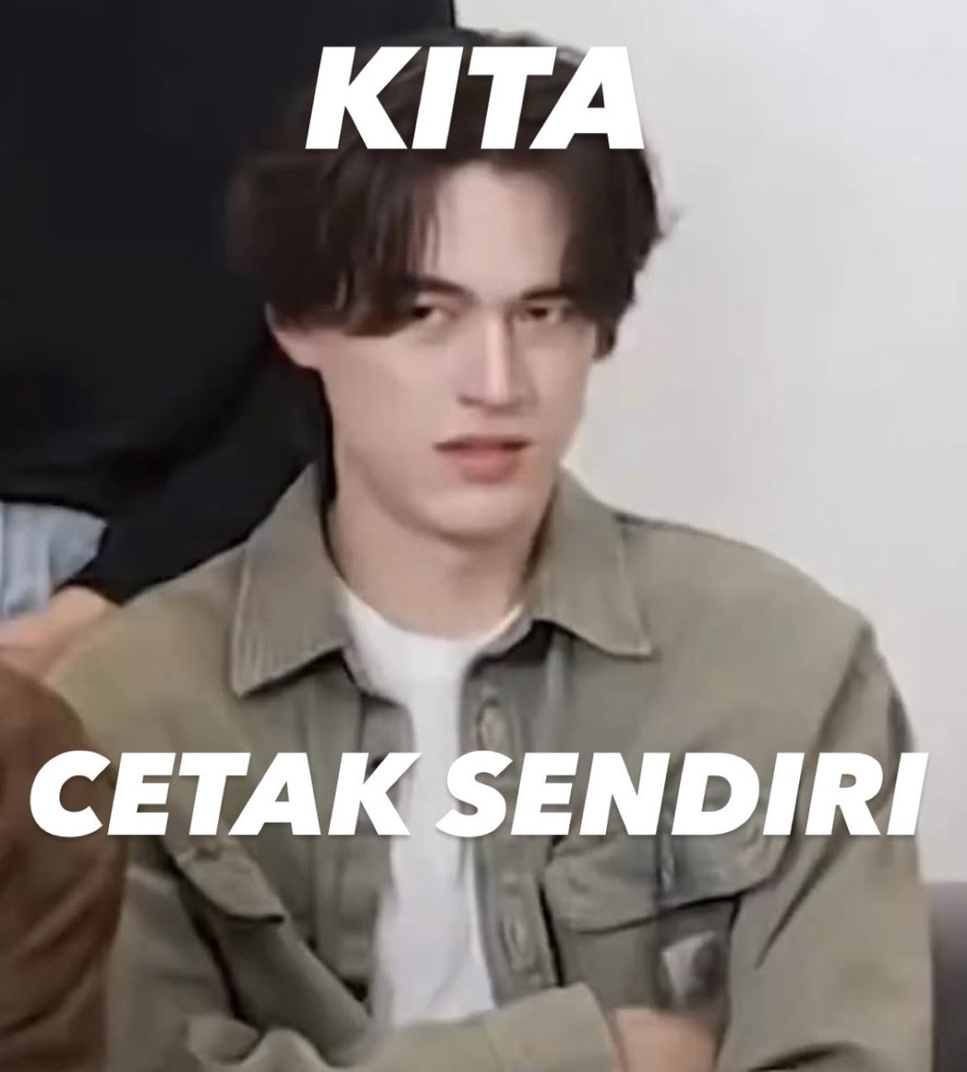 cassykey8's tweet photo. ril kreatif (kere dan aktif) alias kita cetak sendiri🥰🕺🏻
(jauhkan Casya dri printer karena semua”nya mau dia print)

enih buat lucu”an aja yy🫶🏻🫶🏻🫶🏻 https://t.co/D68Vbdo8he