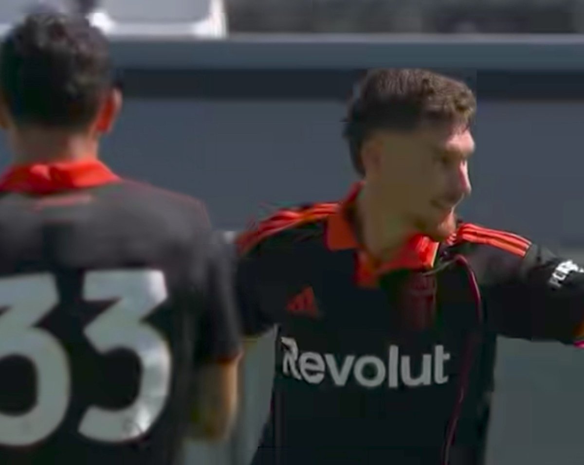 chri_caporaso's tweet photo. #ComoParis 2-2: finisce in pareggio la prima amichevole estiva della banda di #Fabregas 🏟️
Aprono le danze i lariani con la marcatura dell'eterno #Gabrielloni, salvo poi farsi recuperare dai francesi che vanno in gol due volte con #Pagis.
A siglare la rete del pari è #Douvikas https://t.co/cTOm9vwJ4D