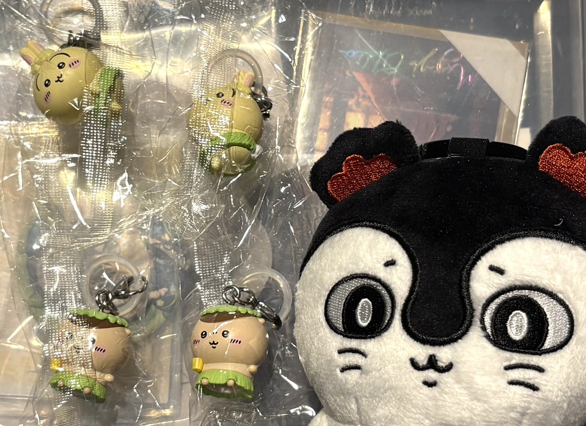 nana_8050's tweet photo. 【交換】ちいかわ 映画 チャームミニフィギュア 特典

譲▶︎うさぎ2.くりまんじゅう2

求▶︎モモンガ1.シーサー1.カニちゃん2(友人分)

・うさぎ1はモモンガとの交換のみ

現在プライムツリー赤池におります、これから上映の為上映後(22:30~)現地手渡し可能
→ https://t.co/HhNApkvWB8