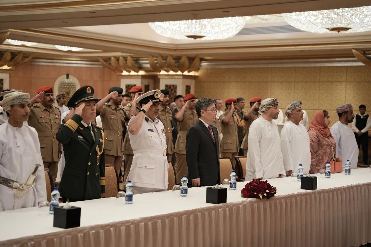 OneroadGroupWin's tweet photo. Recently, the Chinese Embassy in Oman held a grand reception in Muscat to celebrate the 99th anniversary of the founding of the Chinese People's Liberation Army (PLA). Oneroad Group was invited to attend.#oneroadgroup#ChineseEmbassyinOman#PLA https://t.co/bkqC5jVkfK