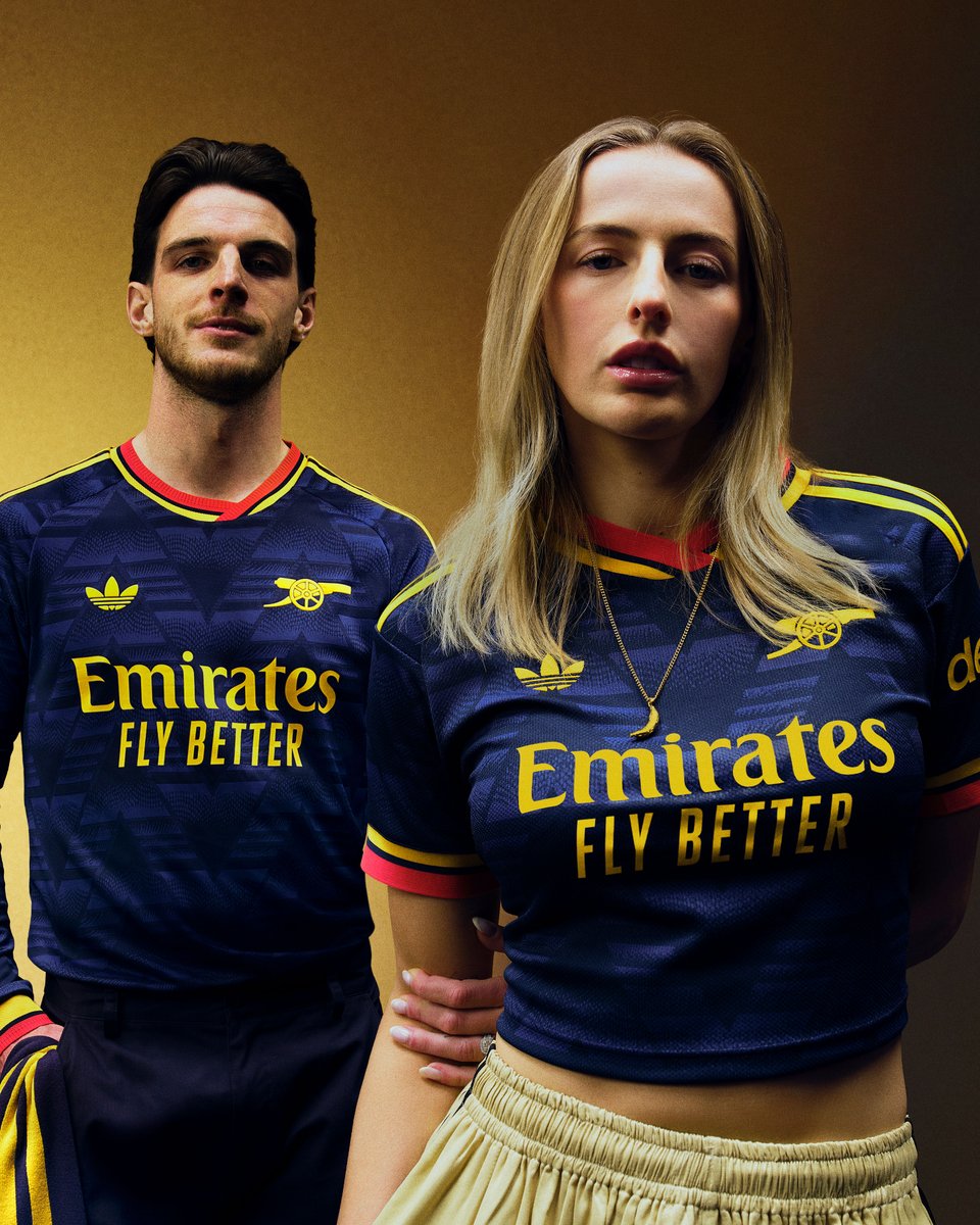 brfootball's tweet photo. Arsenal bring back the 'bruised banana' look from the early '90s for their new away kit 🍌 https://t.co/rlXkhIjTZx