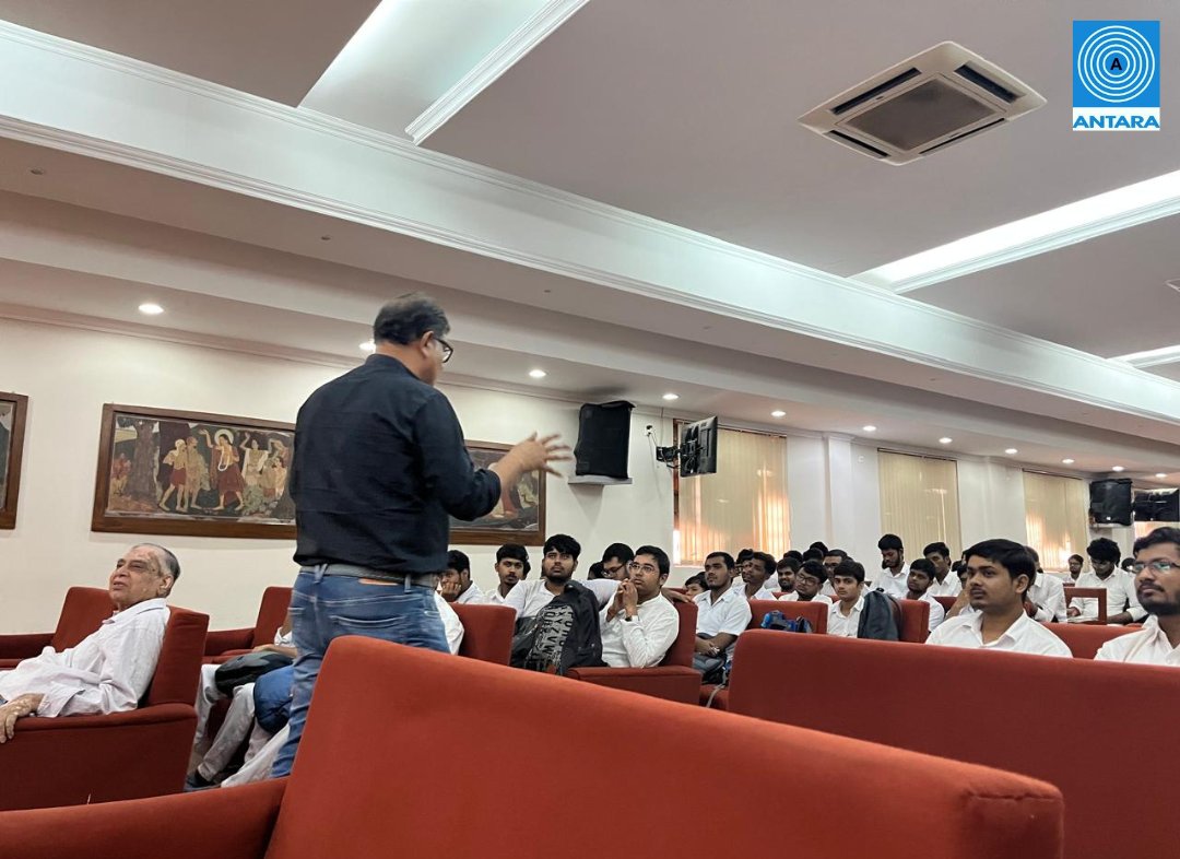 AntaraGlobal's tweet photo. Antara Psychiatric Hospital conducted a seminar on Substance &amp; Stress Management for the 2nd &amp; 3rd Year students of Narendrapur Ramkrishna Mission College, led by Dr. Soumya Chatterjee and Dr. Subho Panja.
We thank the college management for the opportunity.
#MentalHealth https://t.co/7C8ODqCZew