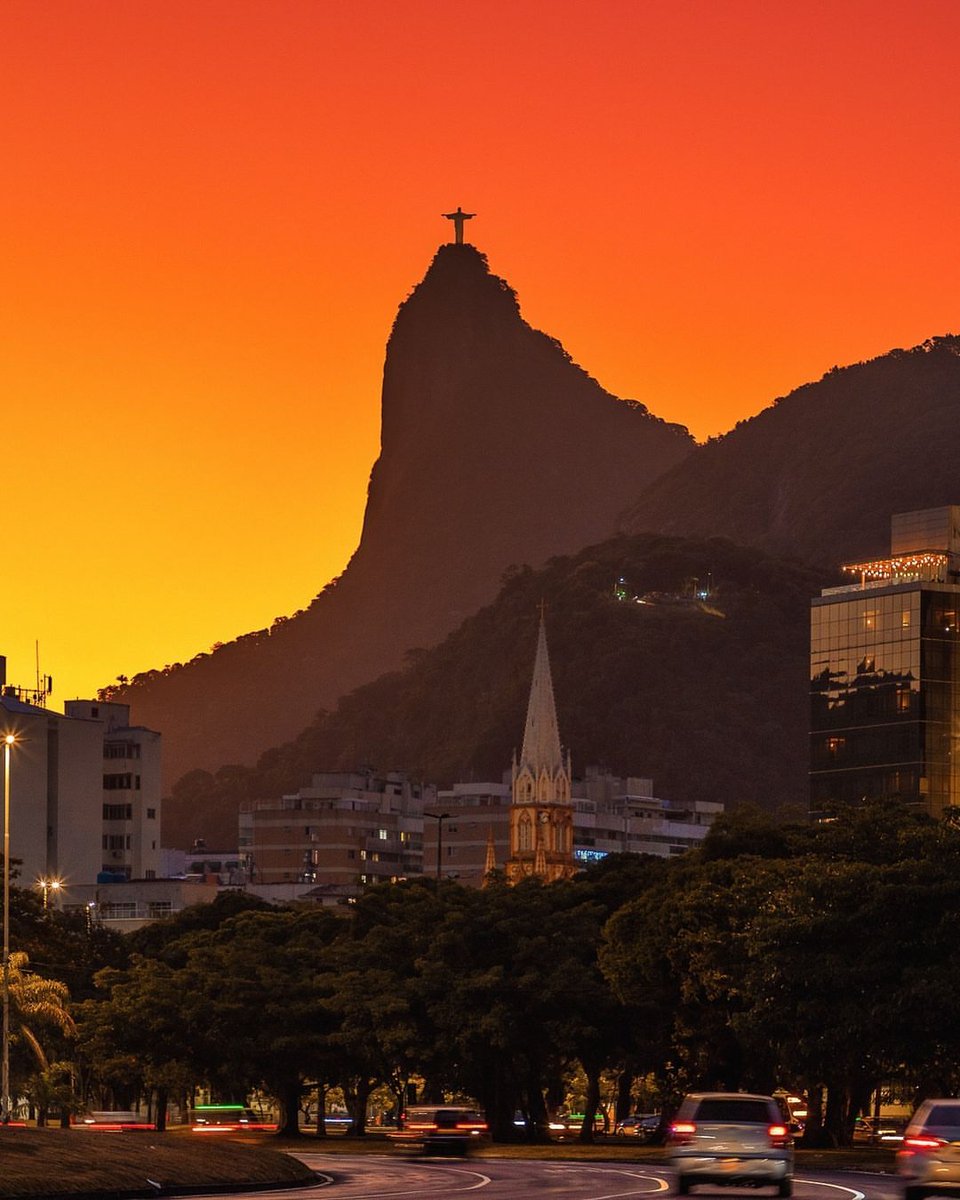 aestheticspost_'s tweet photo. Rio De Janeiro, Brazil https://t.co/E4oMtvlCok