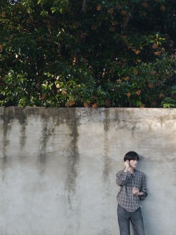 0rangeFair's tweet photo. 260724 rednote

Take a stroll~

#EliotHuang #HuangXing #黄星 #XingQiu #XYQQJ https://t.co/M2JluCkOv0
