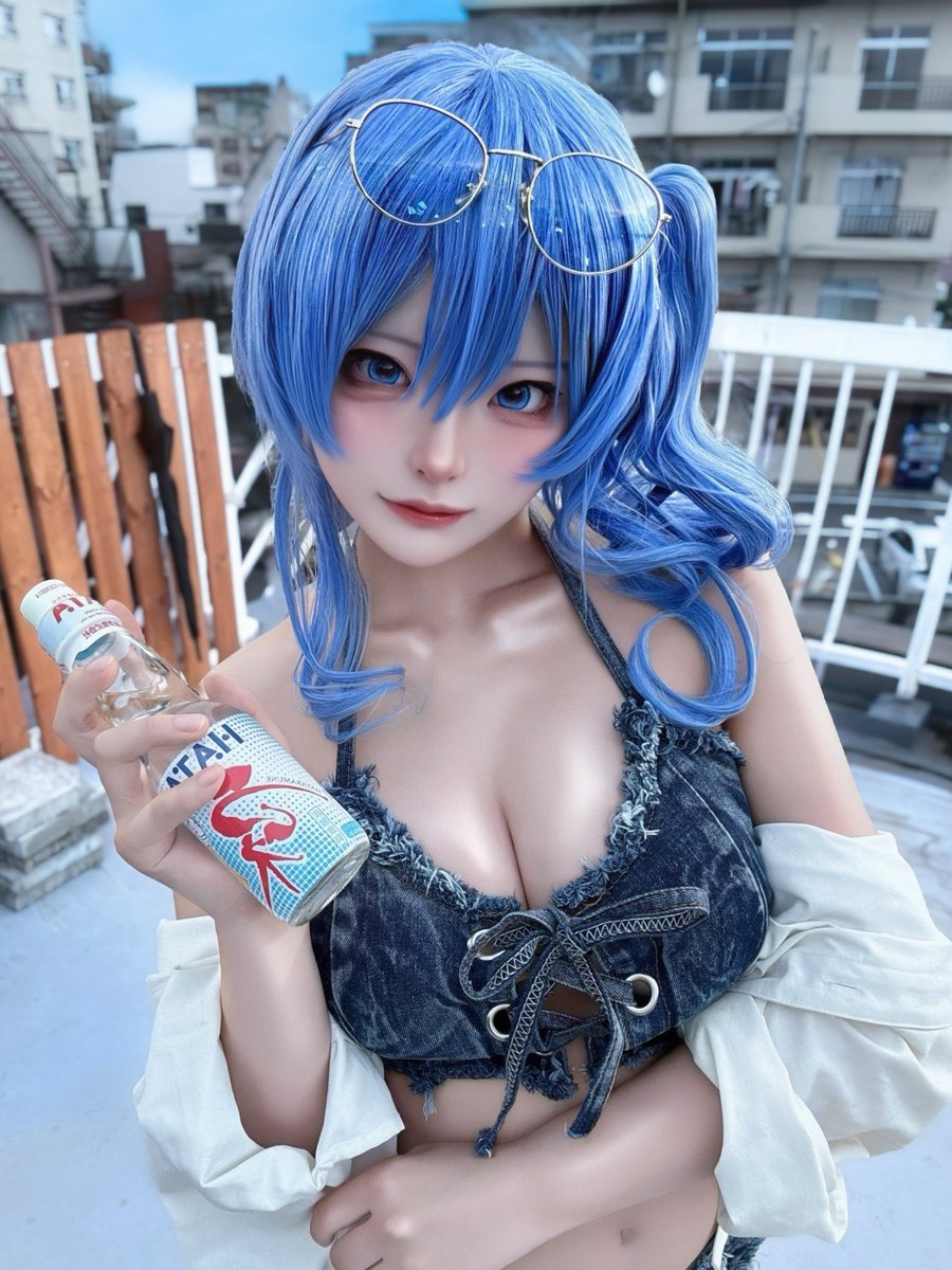 isa_girlcos's tweet photo. cos.星街すいせい☄️hololive

暑いね、1口いる？♡

#ほしまちぎゃらりー https://t.co/aTcqwwvGuM