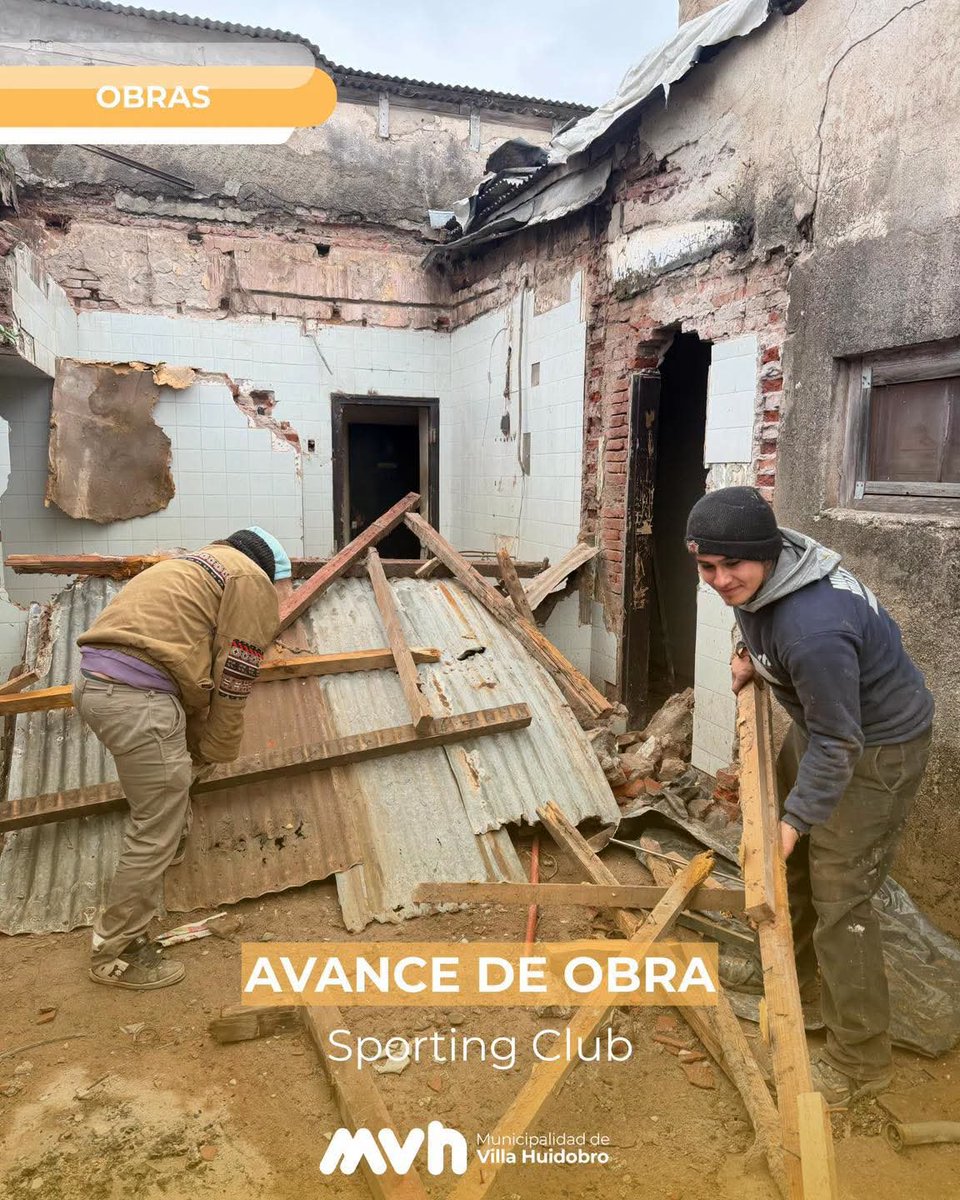 MuniVHuidobro's tweet photo. 🏗️ Continuamos con tareas de limpieza y demolición en el Bar Sporting Club para dar inicio al proyecto de remodelación y puesta en valor del espacio🚧

Seguimos recuperando lugares emblemáticos de nuestra comunidad🥰✨

#UnGobiernoQueNosUne
#GestiónEnzoQuiroga https://t.co/VX3Hv7ouF8