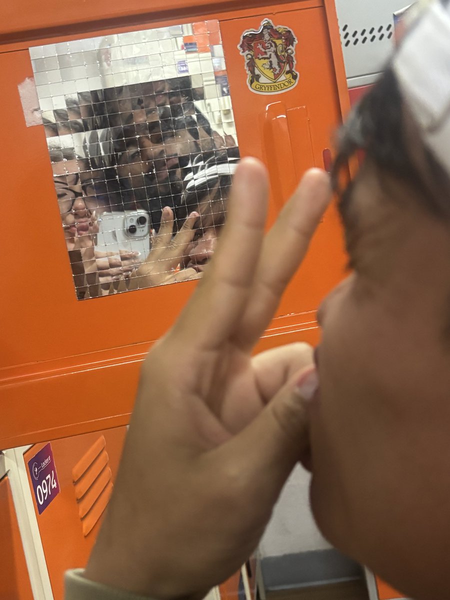 daianluv's tweet photo. Mk, los extraño 💔😭 https://t.co/VmVvjNVTyi