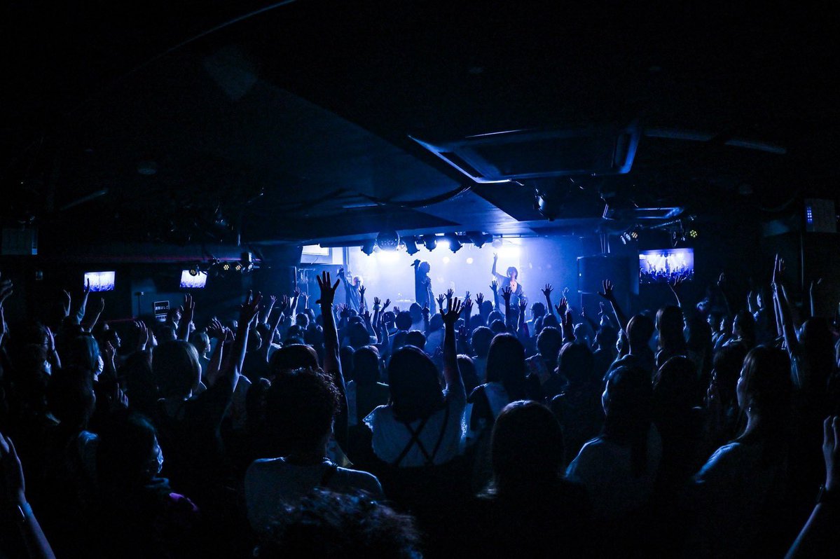 M_D_J_official's tweet photo. 7/24(FRI)
Tokai Phoenix vol.10 
東名阪TOUR 2026 《東京公演》
@原宿RUIDO(東京) @HARAJUKU_RUIDO 
.
お越し頂いた皆様
ありがとうございました‼️
.
／
ℹ️8/10 Zepp Shinjukuワンマン開催💥
👇🎫絶賛チケット発売中🎫👇
https://t.co/4zH36apMwi
＼
.
本日のセトリも公開⬇️
__________________________
.
📝🎤TODAY SET LIST🎤📝
.
 SE~advance~
MUJERIEGO DANDY
ツヨメテキーラ
Hey boy!
クダラナ
ファンファーレ
ありがとう
NOVICE
.
各種音楽サイトにて楽曲配信中🎧
▷ https://t.co/KtWUaxKKNL
.
__________________________  
.
今後のライブスケジュールはこちらから⬇️
https://t.co/zH98rPsAbY
.
#MDJ photo by @mamikohu2