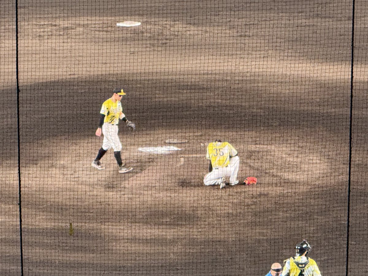 toraho's tweet photo. なんで、おまえらが、打たへん、からとちがうんか、、 https://t.co/y0CSHhDKjO