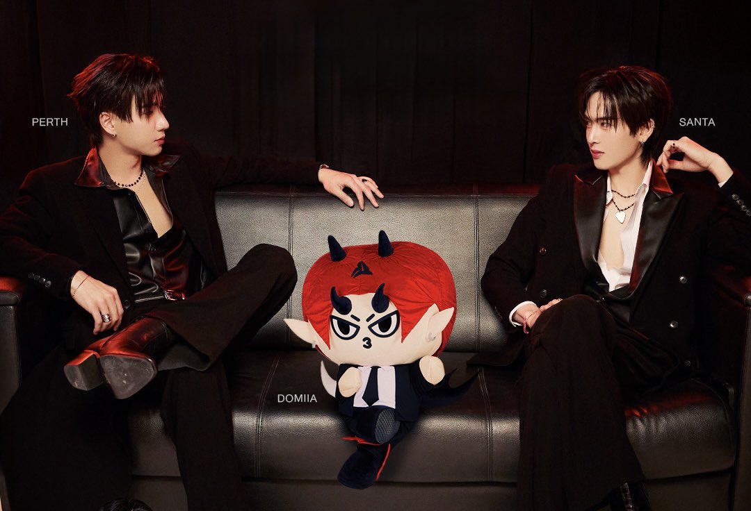 Ppnd98's tweet photo. ลูกต้องอยู่กับเฮีย                ไม่!! ต้องอยู่กับหนู https://t.co/G1AV5daAg9