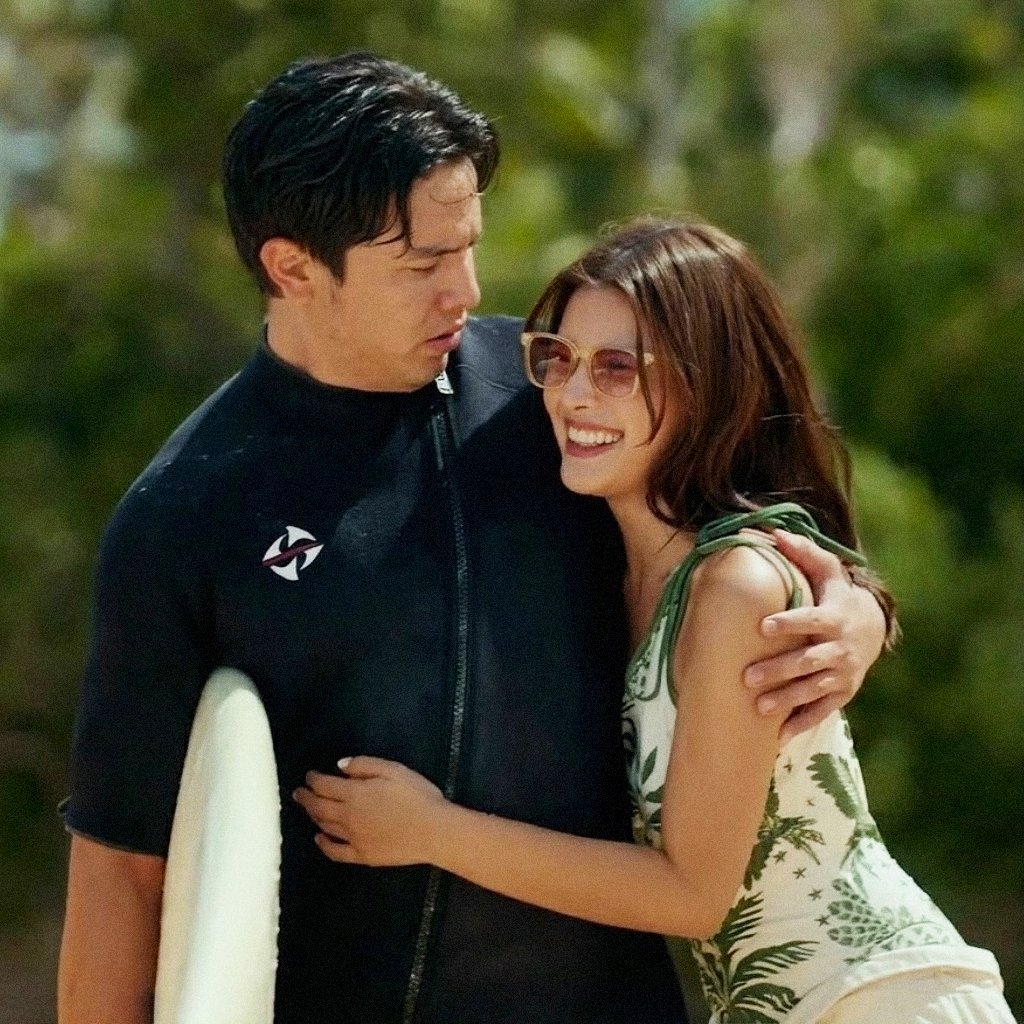 KapusoCrave's tweet photo. AZ Martinez makes her first appearance as Lexi in Episode 9 of 'Love, Siargao' now streaming on Viu. https://t.co/6Z8nA1fOuz