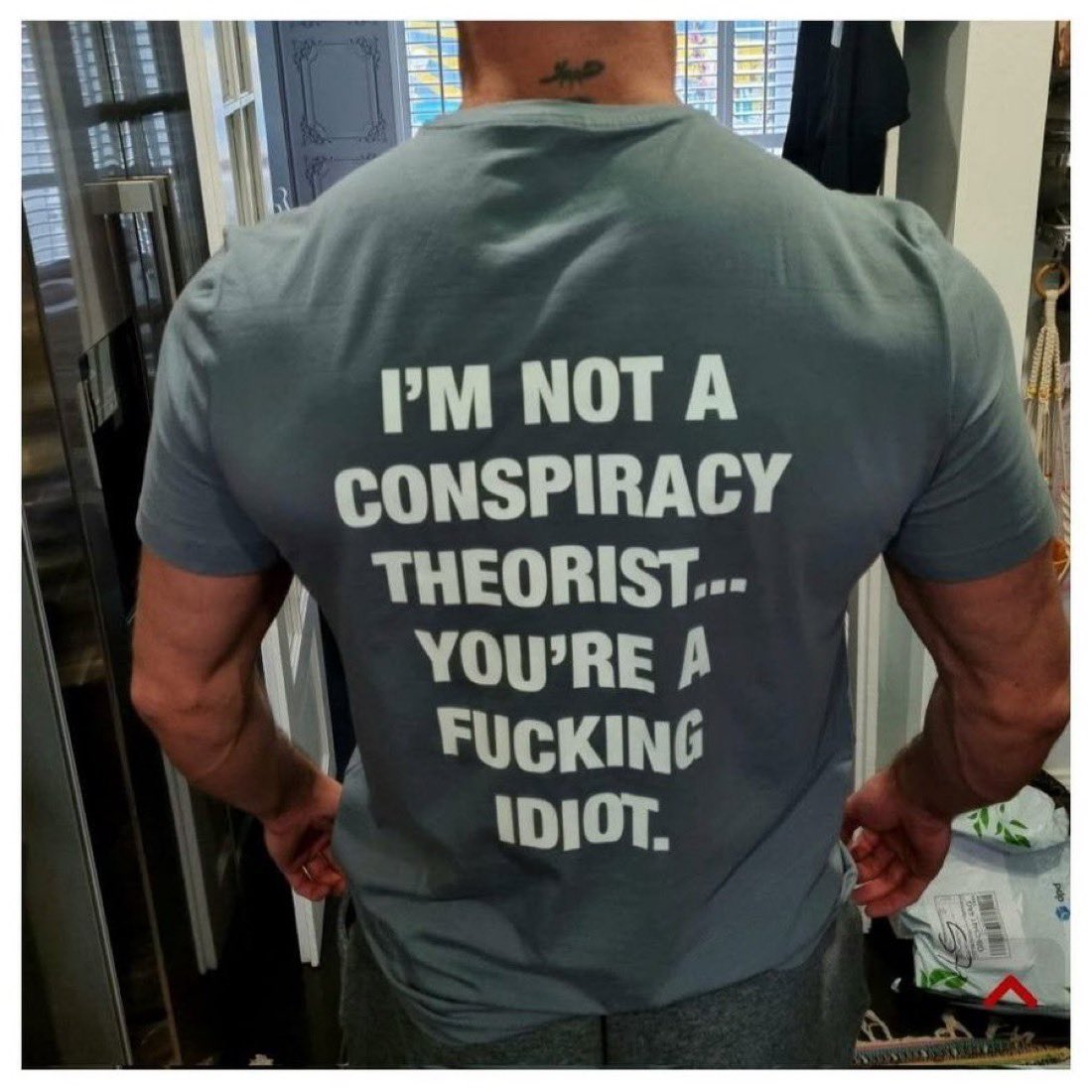 Luizmd's tweet photo. Best shirt ever 😎 https://t.co/GgOr9sAgk7