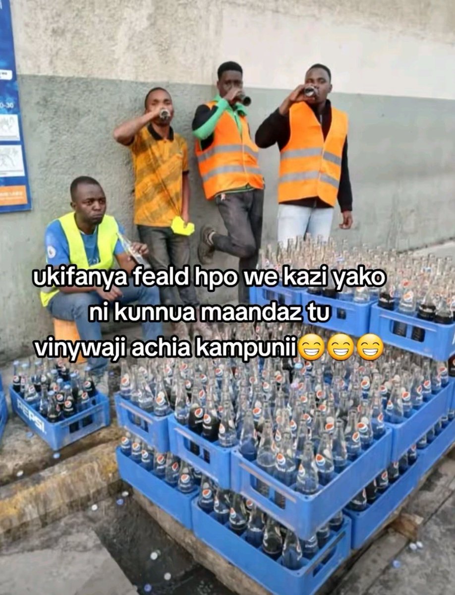 mwanachuopage's tweet photo. 😂😂😂 https://t.co/24IdzryrLq