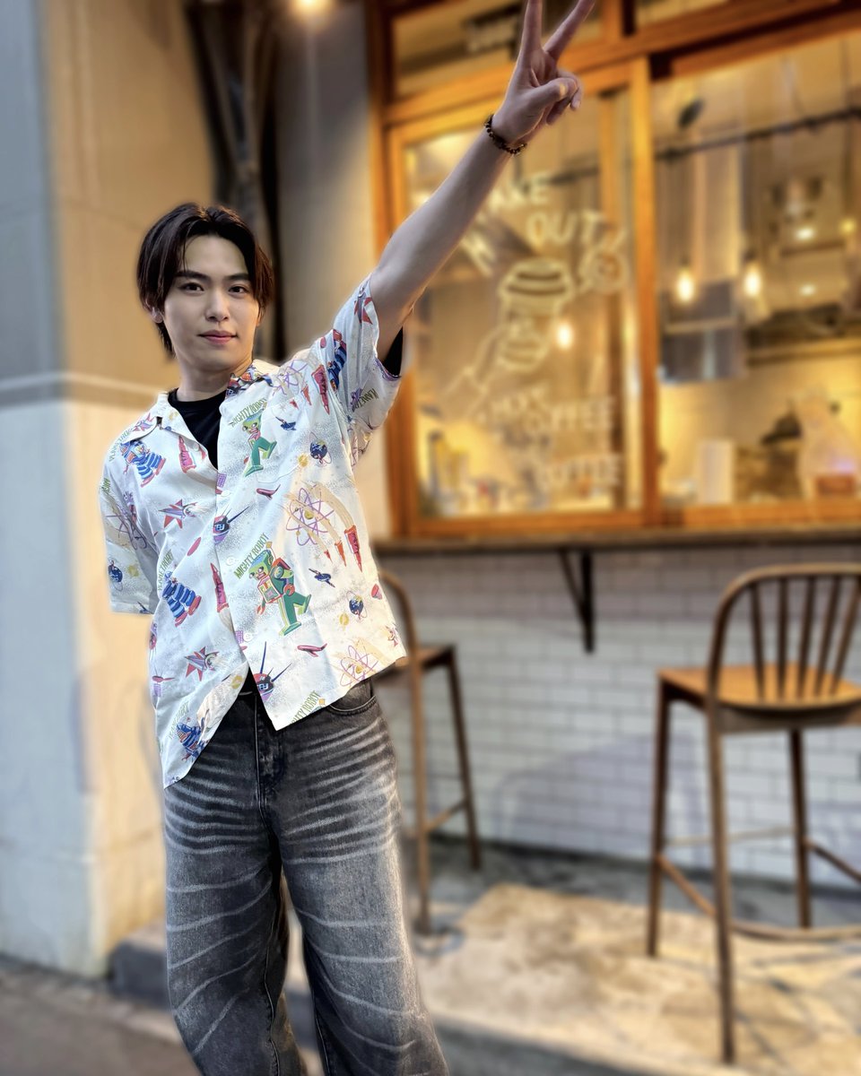 _7mp_official_'s tweet photo. 📢本日24:48〜
TBS系「有田哲平とコスられない街」

#影山拓也 が出演します✨

ぜひご覧ください！

@arimachi_tbs #ありまち
#IMP. https://t.co/GCPpSp5zjG
