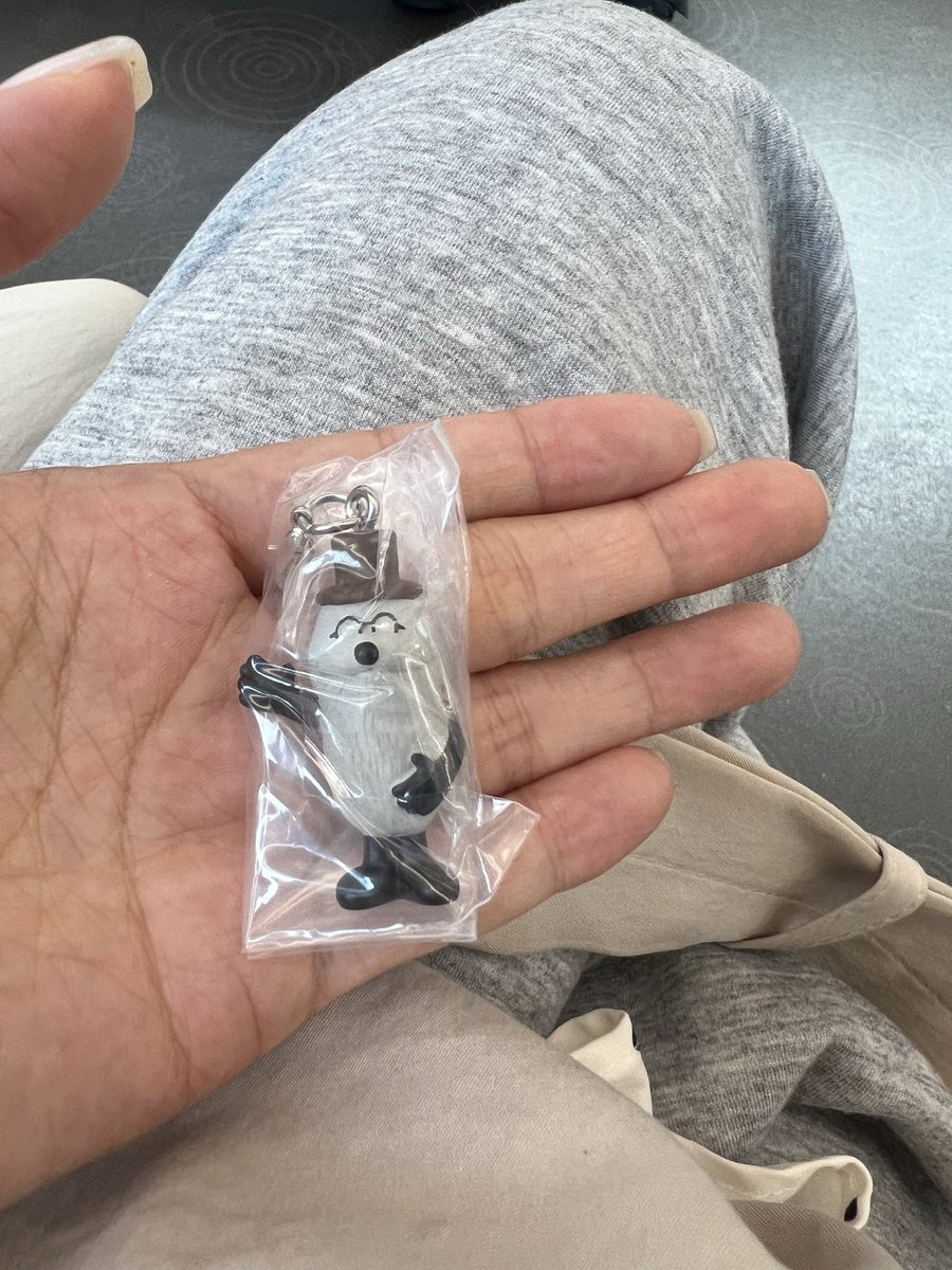 miilxei's tweet photo. パペットスンスン スンスンめじるしアクセサリー  ガチャガチャ　交換

【譲】ゾンゾン
【求】 スンスン

大阪、京都手渡しまたは郵送📮
にて交換希望です。

心当たりある方よろしくお願いいたします🙇🏻‍♀️ https://t.co/NmBLbvDNpX