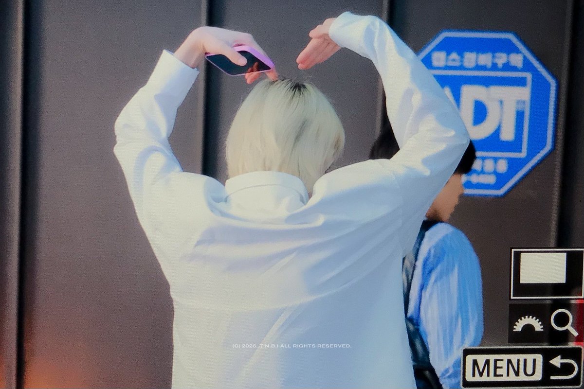 NobbiesIsland's tweet photo. 260724 출근
#최지호 #지호 #AMPERSANDONE https://t.co/DPcxjEH1Ir