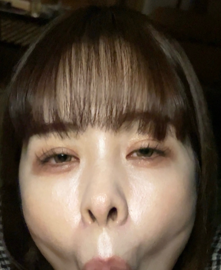 GLMSERGLER3's tweet photo. 身分証付きでひょっとこ顔晒されてて😢 https://t.co/kttHrxmScv
