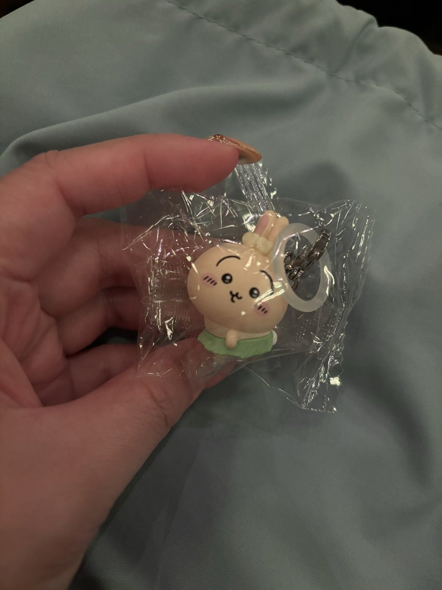 pontakoco's tweet photo. 【交換】ちいかわ 映画 入場特典 目印チャーム

譲:うさぎ
求:古本屋 (カニちゃん)

宮崎市内手渡し>郵送

お気軽にお声掛けください https://t.co/MjxJ7Si3jF