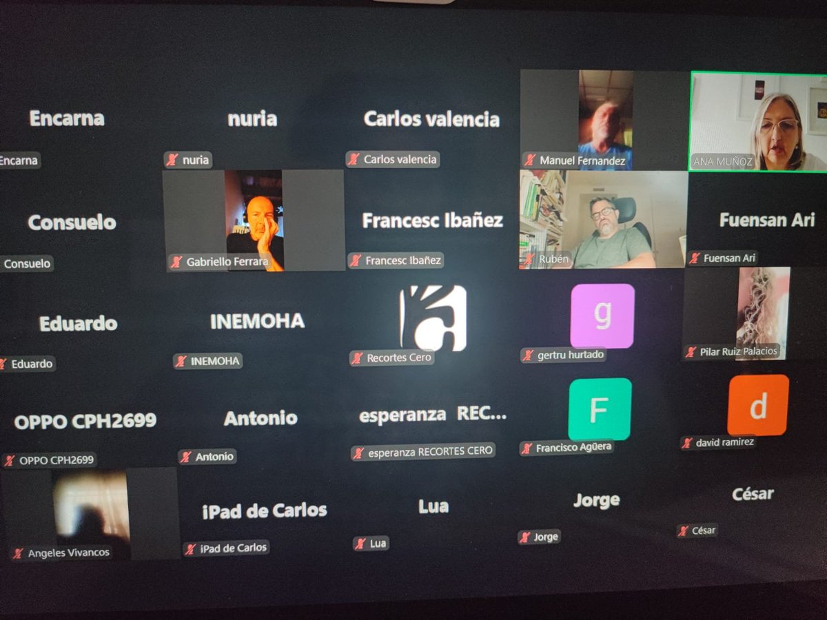 RecortesCero's tweet photo. Mucha fuerza y unidad, en el 4º Noticiero de este año para Inscritas e Inscritos de @RecortesCero 💪, en la que presentamos la Alternativa Política aprobada en la Asamblea del 20J. 
Es el momento de la Unidad para hacer frente a la política de Trump y para Redistribuir la Riqueza https://t.co/yYAcqrHH0T