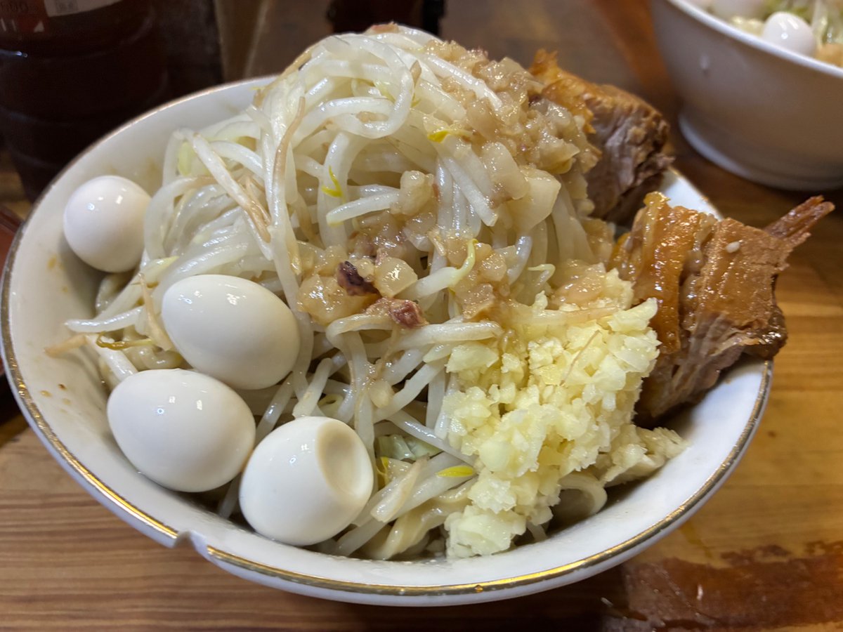 io_su_'s tweet photo. Only lonely boy,　Only lonely boy
涙の裏側がハートのゴールさ
今は勇気を出して
Only lonely boy,　Only lonely boy
戦い続け　さすらい続け
いつかきっと　ここまで来て https://t.co/b0qiyYOheX