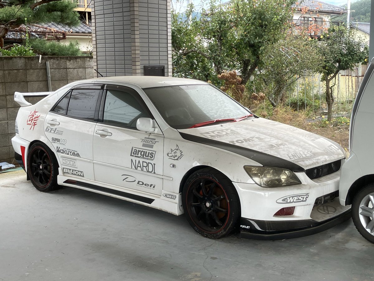 CrazyRev9's tweet photo. 復活か売却か・・・

#ALTEZZA https://t.co/KQGzdZv1dn