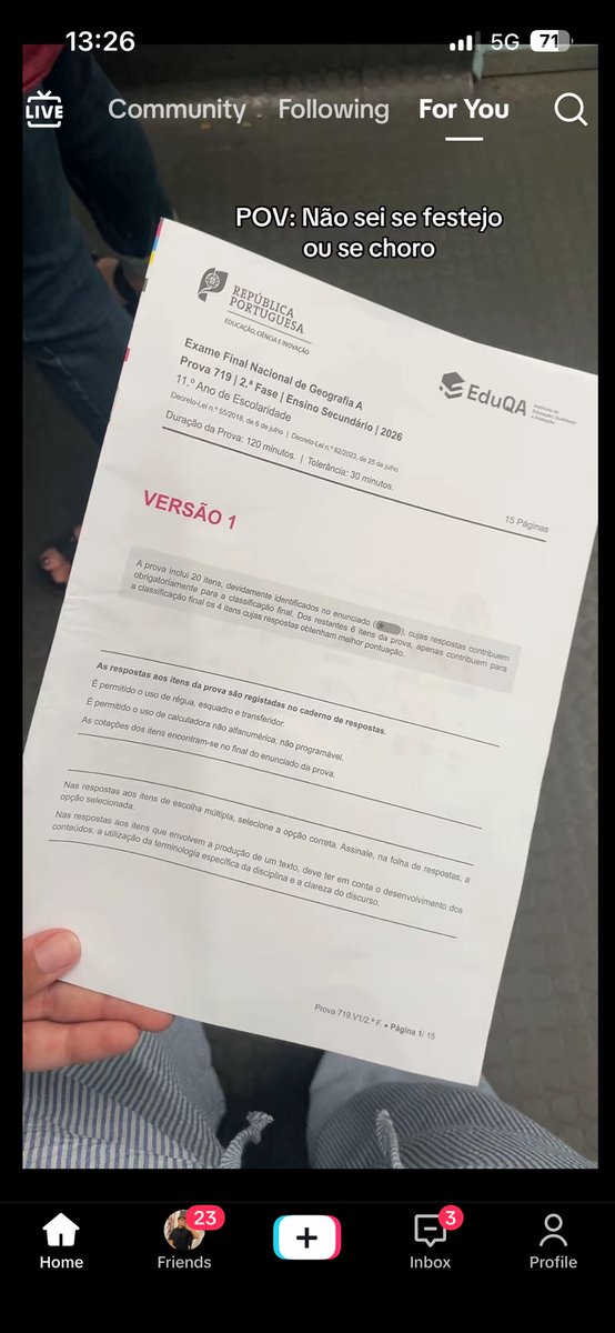 F4_timaa's tweet photo. depressão pós exame de fq 😭 https://t.co/aeoiMp3SkR