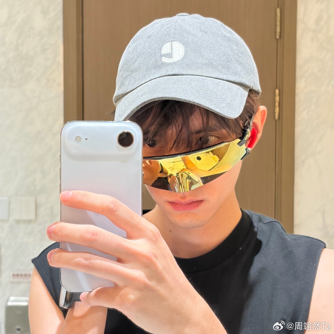 zhoukd012's tweet photo. 익랑해🏎️🏎️🏎️ https://t.co/HEtURvtT0A