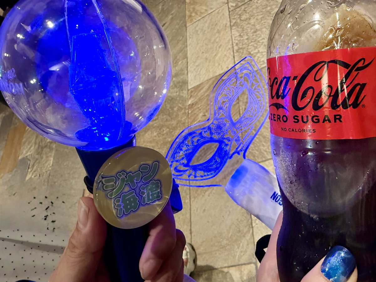 ling_tean_'s tweet photo. #サマフェス スパドラカッコよかったー
横に広い会場だしかなり明るいから暑くて大変だけど満足度高いよー https://t.co/yOxgO5rMYB