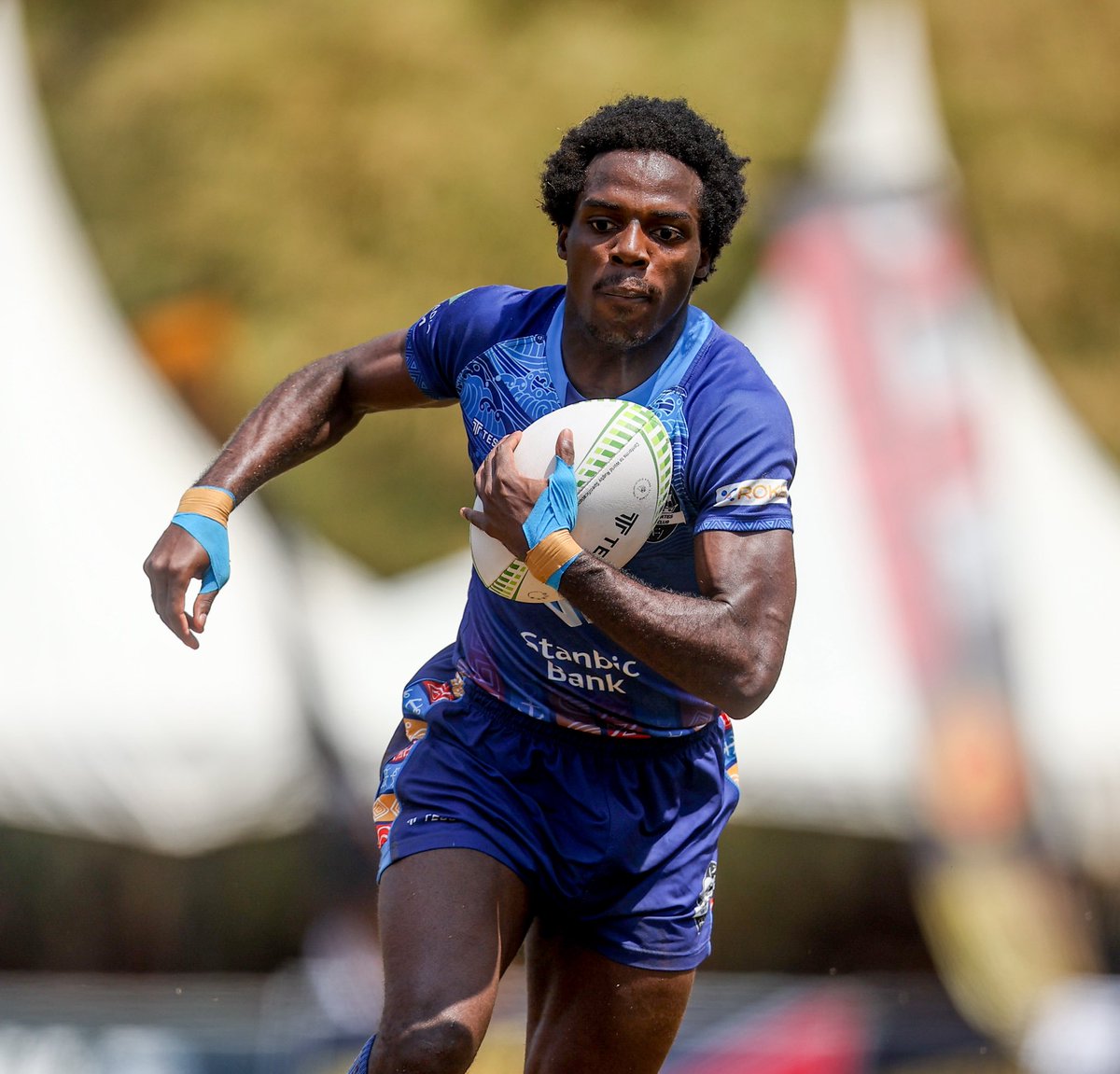 stanbicug's tweet photo. It's game day in Jinja.
The Eagles RFC have already walked the plank...

#StanbicPirates https://t.co/pPN3zRIoTx