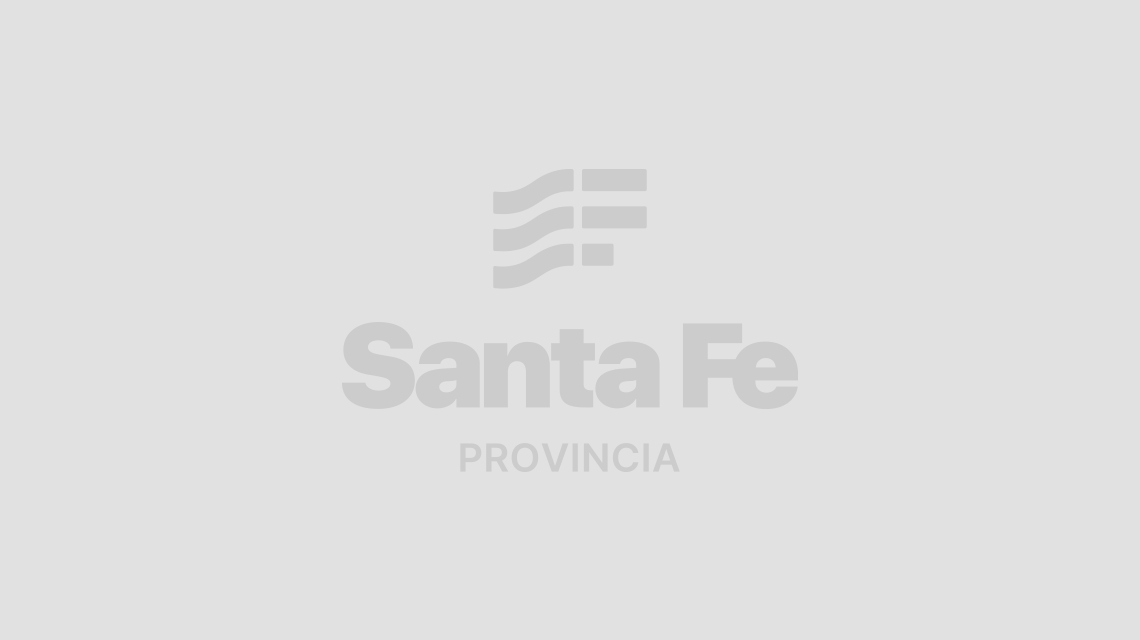 Paralelo28SF's tweet photo. UPCN y ATE aceptaron la propuesta salarial del Gobierno Provincial para el segundo semestre de 2026 https://t.co/UfzOoy62Fb https://t.co/3P08LXTdMF