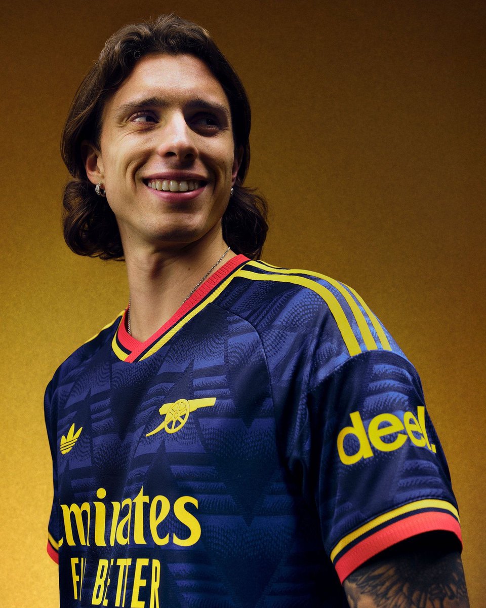 now_arsenaI's tweet photo. 🔵 Flash Sale! Stunning Kit 💫

26/27 Arsenal Away Football Shirts is 50% off for the next 24 hours! 

Use code 'AFC' for an extra 10% off! 

Free Delivery Worldwide 🌍 

Get yours now 👉 https://t.co/ZIFNsOTIr0 https://t.co/VBVBLQmoeX