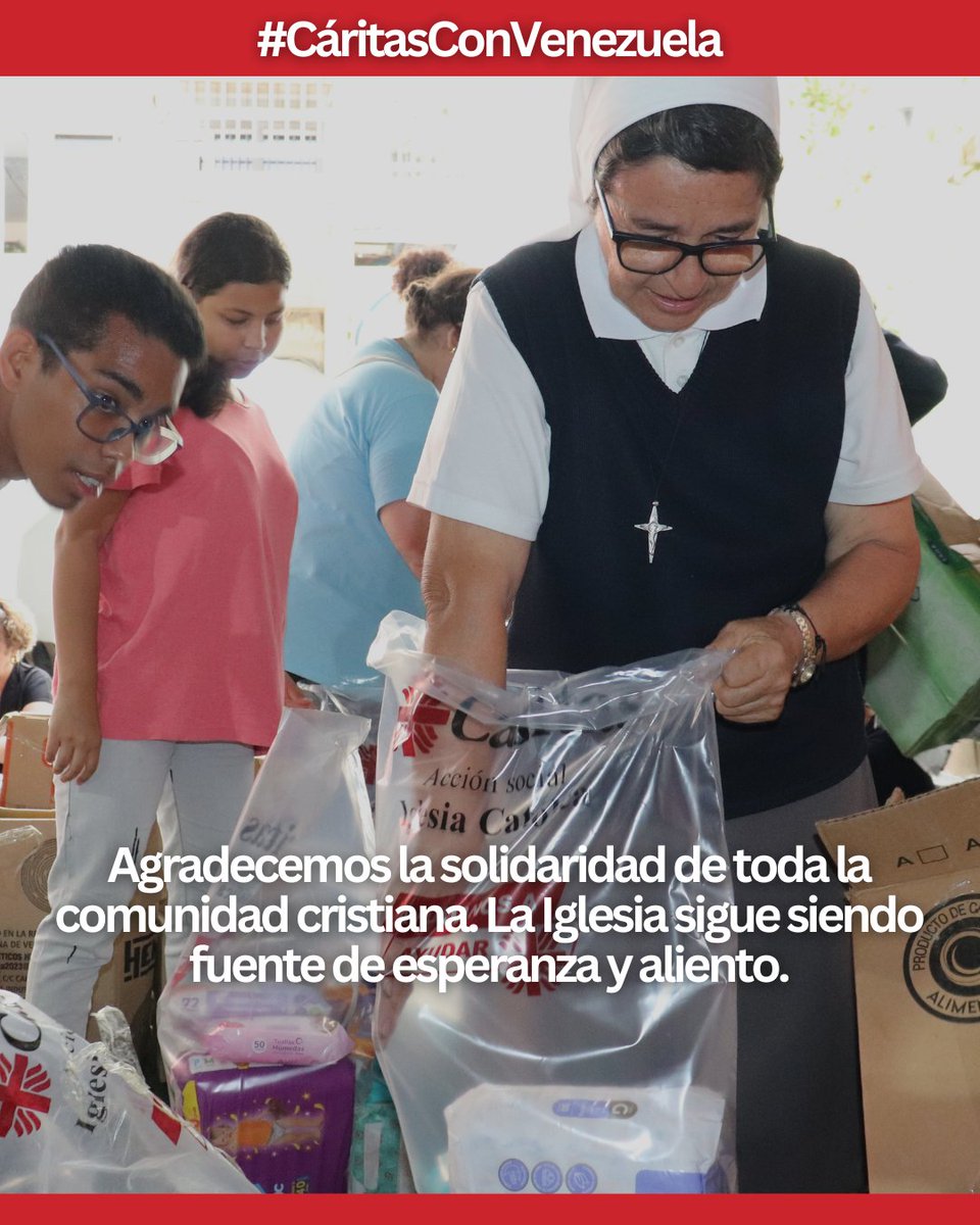 _CARITAS's tweet photo. Se cumple un mes desde los terremotos en Venezuela y los obispos venezolanos comparten el comunicado “Samaritanos, testigos de la esperanza”, del que compartimos un extracto:

“¿Dónde está Dios en medio de tanta angustia?” Dios está precisamente en y con las víctimas; ellas son las preferidas del Señor Jesús, que es el verdadero buen samaritano del que nos habla el Evangelio (Lc 10, 25-37). Dios está también en todos los samaritanos que, como Jesús, ayudan a los más necesitados.

Nos conmueve la solidaridad de la que hemos sido testigos, especialmente la del pueblo pobre que ha sido, sin duda, el principal samaritano. Nos estremece y alecciona el heroísmo de los que han arriesgado sus vidas para rescatar a muchos de entre las ruinas desde el primer minuto de la catástrofe. Ahí está Dios. Por esto y por otras formas de verdadera compasión, bendecimos a Dios.

Agradecemos la solidaridad de toda la comunidad cristiana. La Iglesia sigue siendo fuente de esperanza y aliento para todas las víctimas con su oración y acompañamiento en el duelo; pero, también, a través de la eficaz estructura solidaria de las Cáritas nacional, diocesanas y parroquiales, y de las demás instituciones eclesiales nacionales e internacionales que han abierto sus puertas, desde el inicio de la tragedia, para quien lo necesite.

Nuestra oración se fortalece cuando lo hacemos juntos. Sigamos impulsando iniciativas en todas nuestras comunidades para que la ayuda llegue a cada familia que lo necesita y por el tiempo que sea necesario. ¡Tras el temblor, el amor!

#CáritasConVenezuela