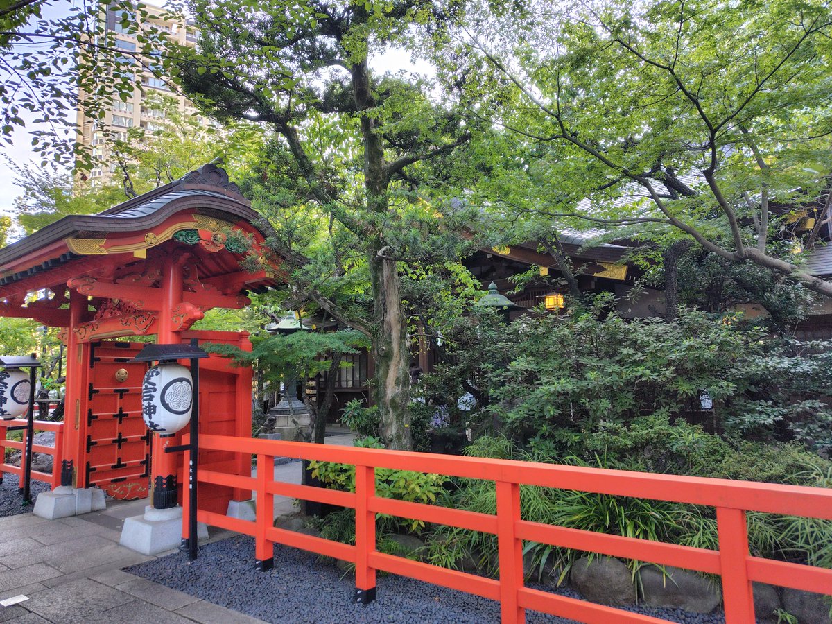 StealCats's tweet photo. 『愛宕神社』東京都港区
出世の階段を登らずに参拝
「出世しませんように」
と熱心に拝む
意識が低い私
https://t.co/HeGhwWr88c
 #愛宕神社  #神社
20260719 https://t.co/5CmcmBFAFP