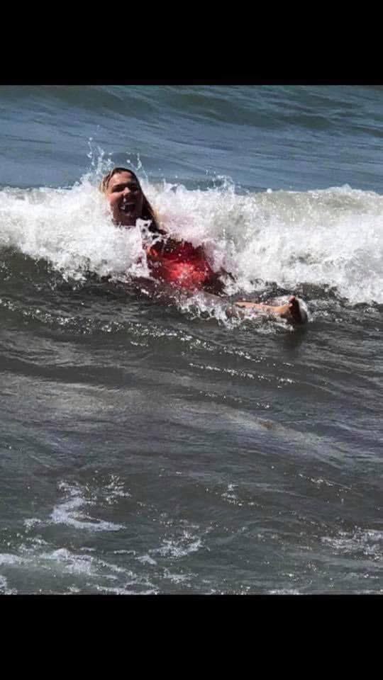 xxjessabugxx's tweet photo. #flashbackfriday summer of 2019 #2019 #fun #life #love https://t.co/n5gkeQPvBq