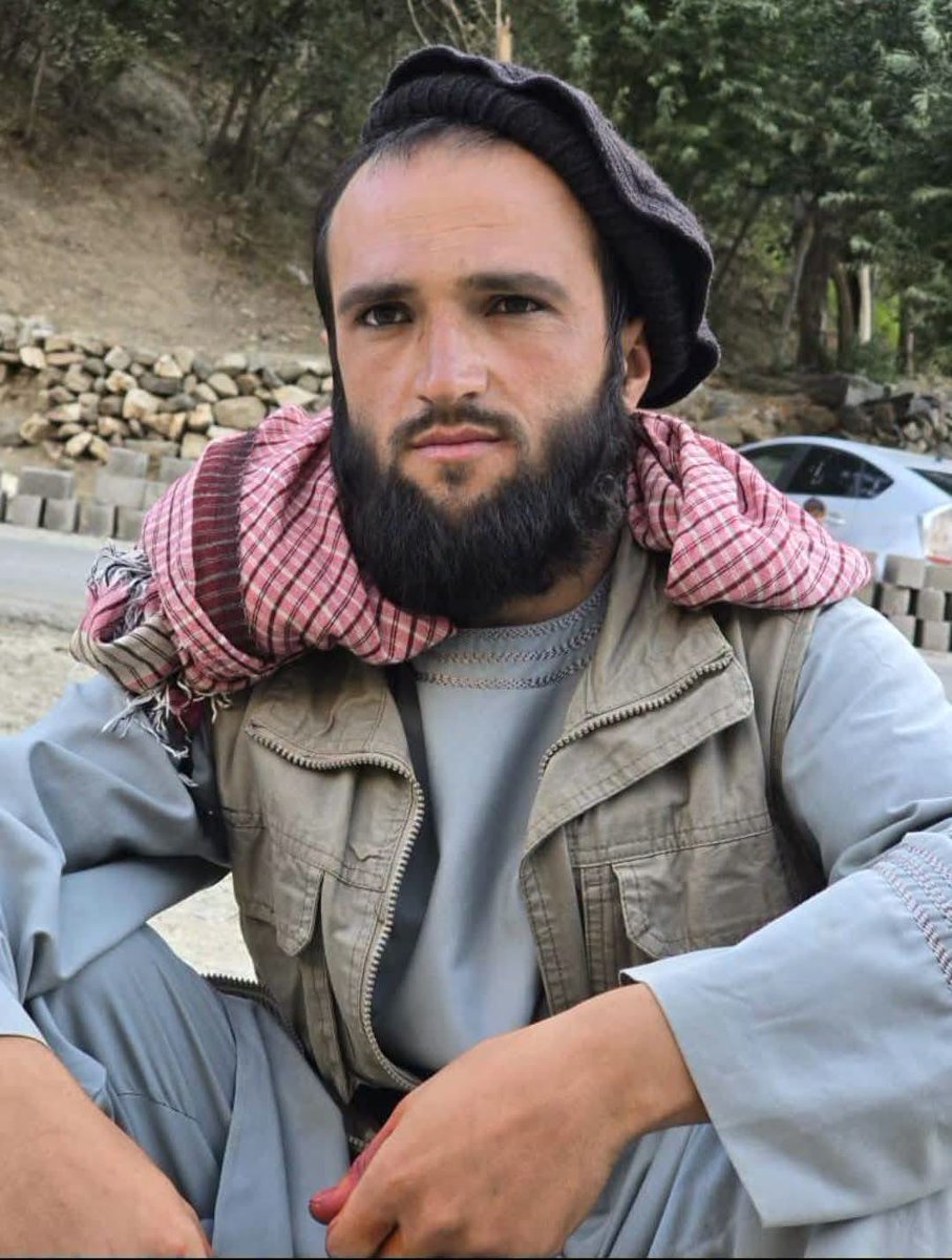 KarvanAzadi's tweet photo. رزمندگان سلحشور جبهه آزادی افغانستان در عملیاتی حماسی با تسخیر ارتفاعات استراتژیک اطراف کندک سرحدی، ضربه‌ای مهلک بر پیکر طالبان در بدخشان  وارد کردند؛ در این نبرد سنگین ۲۱ تروریست طالب به هلاکت رسیده، ۳۷ تن زخمی شدند و تمام تلاش‌های طالبان برای بازپس‌گیری مواضع به شکست انجامید. https://t.co/ydIwpJ2TOT