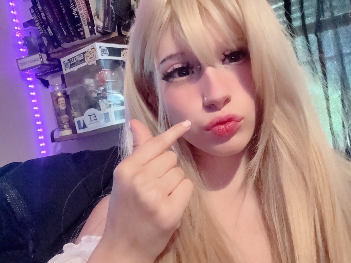 bunny! 💢💕 tweet media