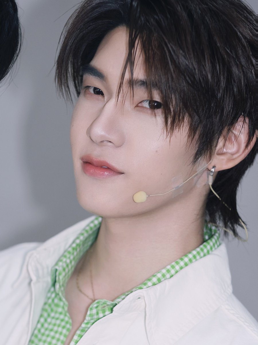CRUSHONTEETEE's tweet photo. 🗓️ : 24.07.2026
IG Update : moly_makeup

💬 ขอโทษใช้เลนส์50 มันใกล้ไปหน่อย จะถอยแค่ไหนก็ใกล้อยู่ดี 🐶🐻‍❄️🥥😌

#SwensensXTeeTeePor 
#teeteepor #twnpich https://t.co/dlKyF6Mi5N