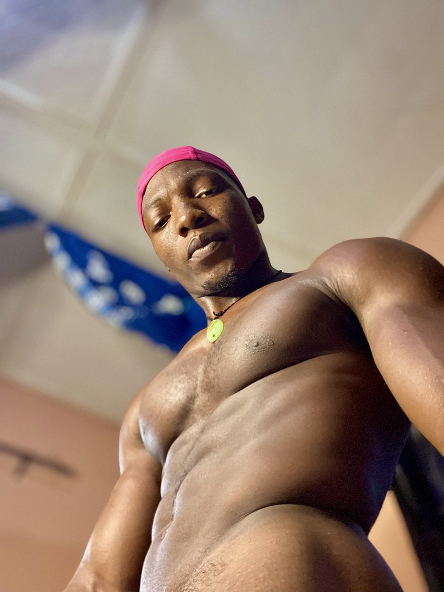 Pascal_cents's tweet photo. Do you like black guys? https://t.co/XoJRI1l9qg