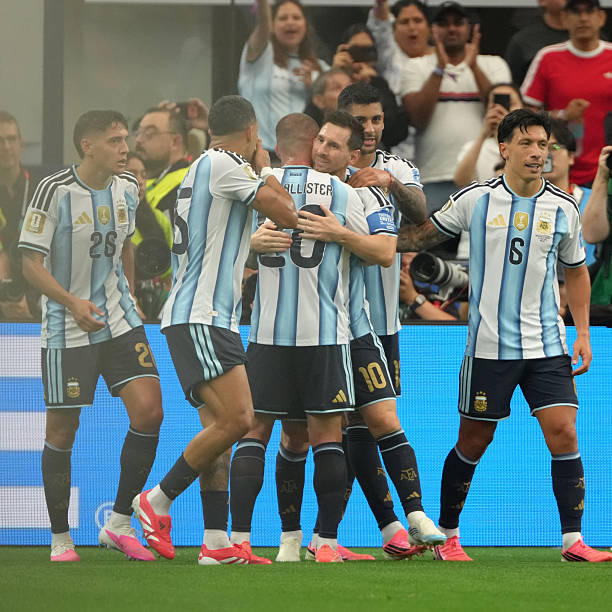 EPLworld's tweet photo. 🔔🔔

آنخيل دي ماريا: "بالنسبة لي، إنتهى كأس العالم بفوز الأرجنتين على إنجلترا، كانت تلك أكبر فرحة ممكنة في البلد" https://t.co/ipuNrBpB9T
